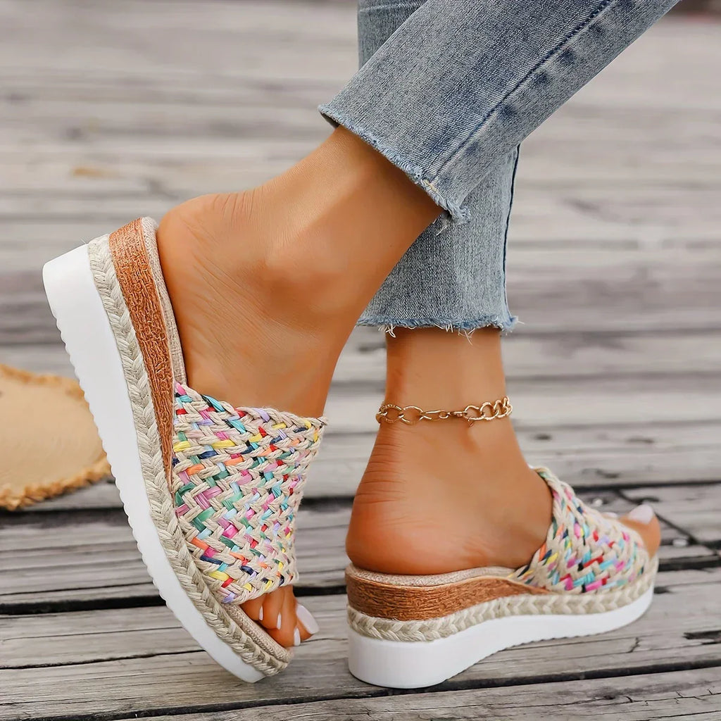 Volarno | Colorful Woven Sandals