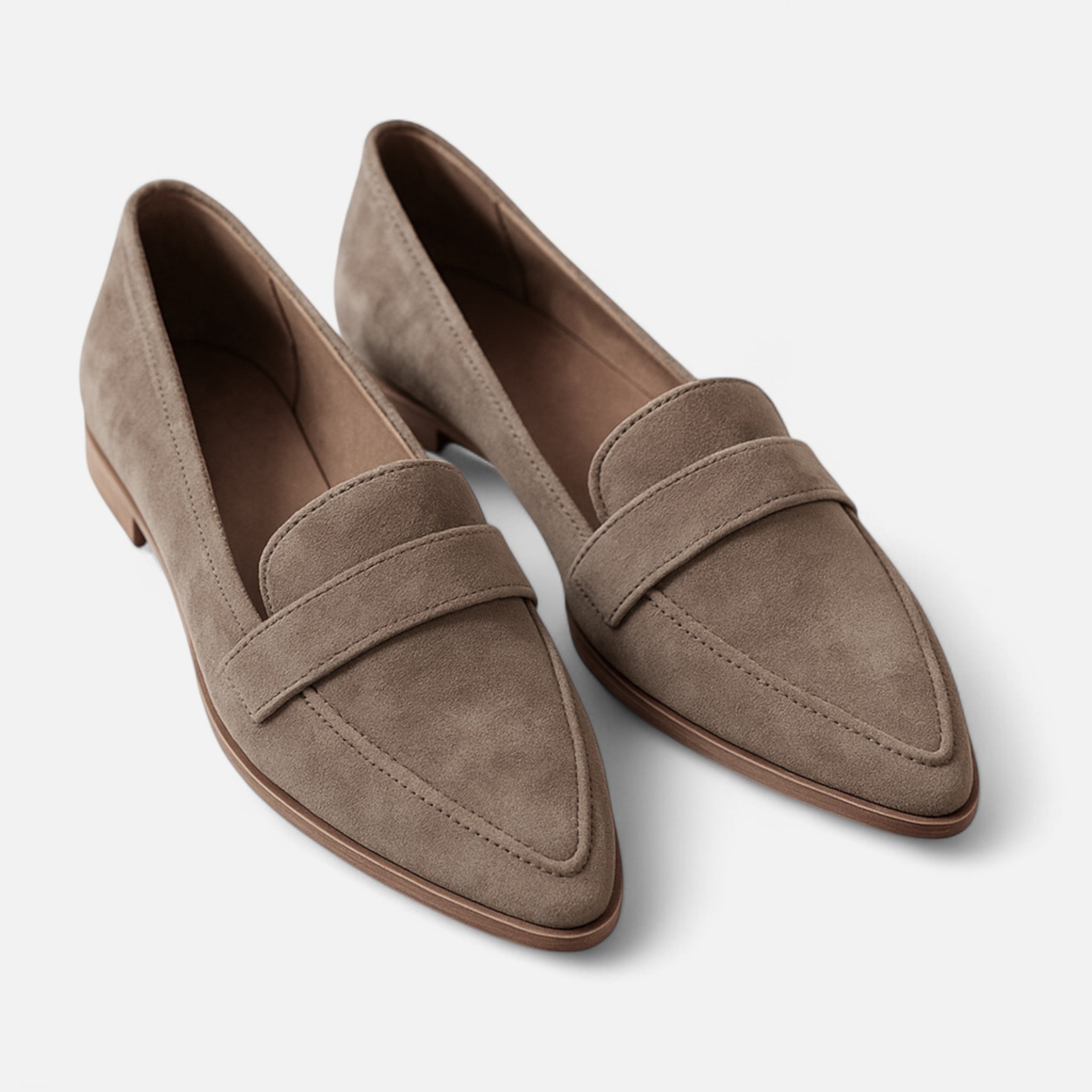 Volarno | Women’s Retro Pointed-Toe Loafers