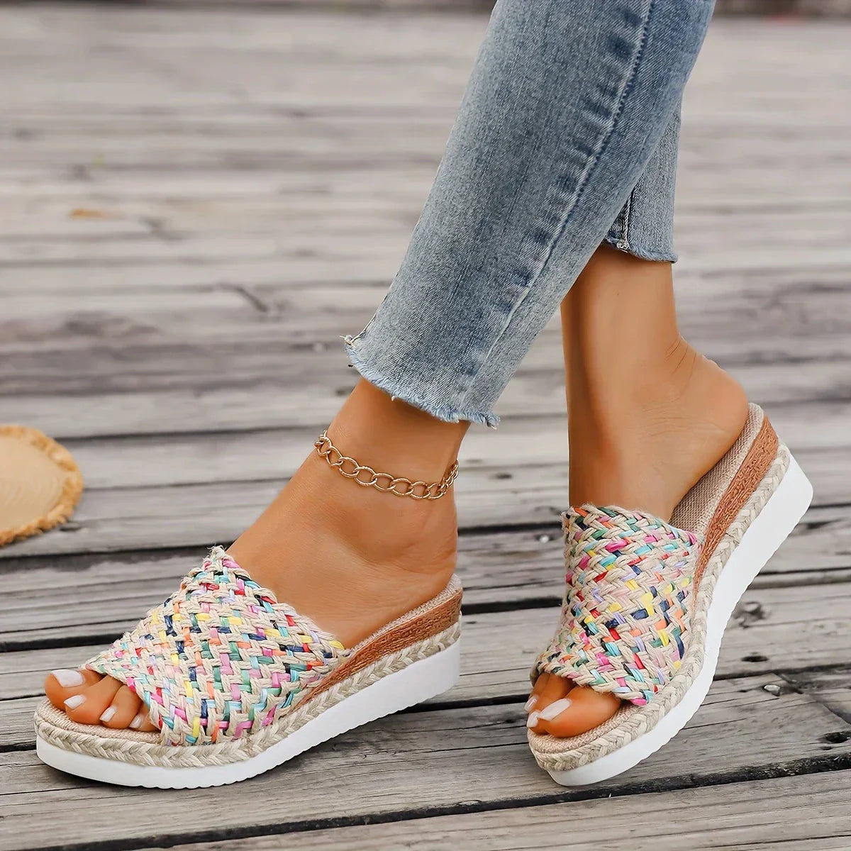 Volarno | Colorful Woven Sandals